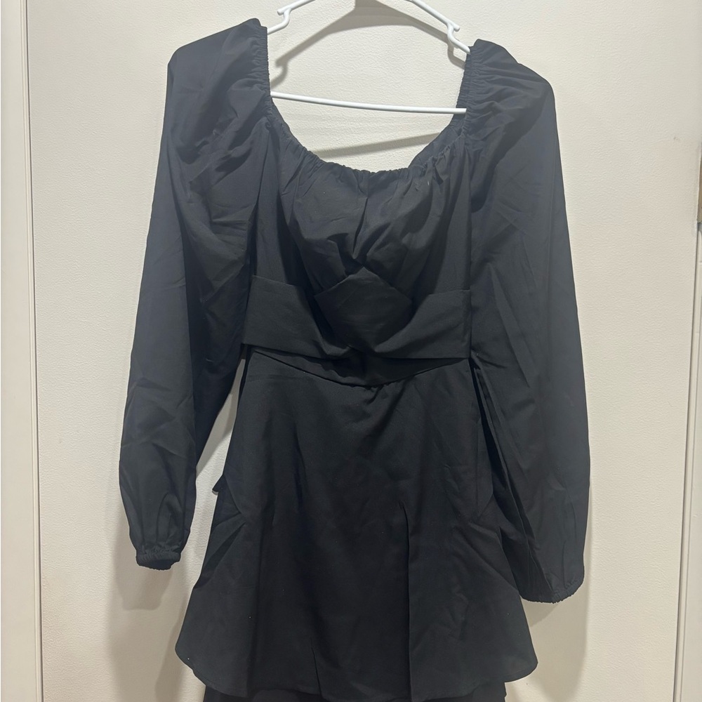 Black Long-Sleeve Puff Shoulder Mini Romper